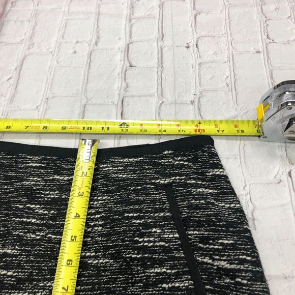 Talbots Women Black Tweed Skirt Wool Blend Pockets Size 10 Ribbon Trim M094 -24 - Picture 4 of 11